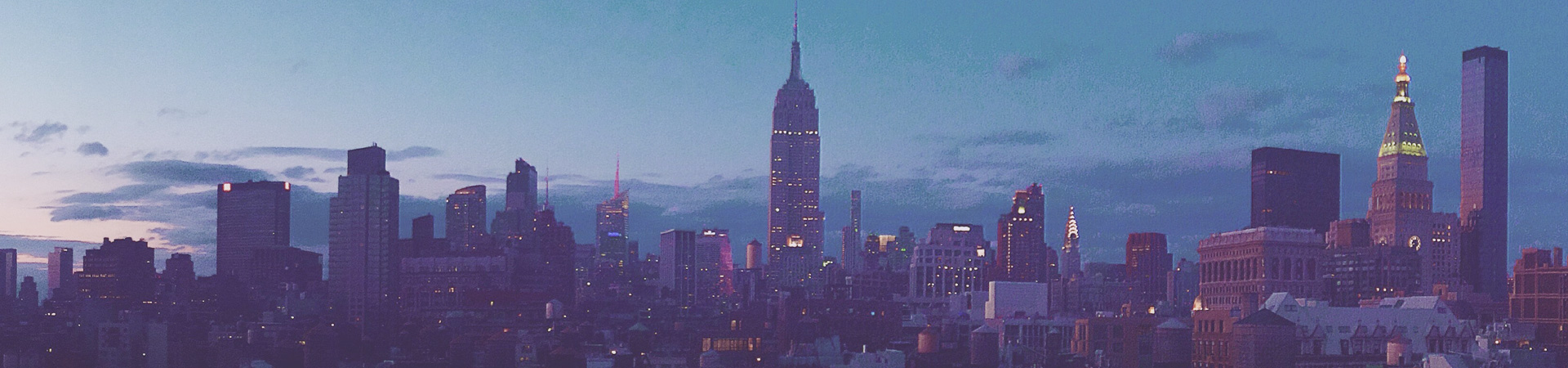 甘肅建達(dá)機(jī)械制造有限公司坐落在甘肅省蘭州市西固區(qū)月牙橋2-2號。本廠占地面積4000多平方米，擁有完善的生產(chǎn)檢測設(shè)備，完善的組織機(jī)構(gòu)和一批高素質(zhì)的專業(yè)技術(shù)人員···